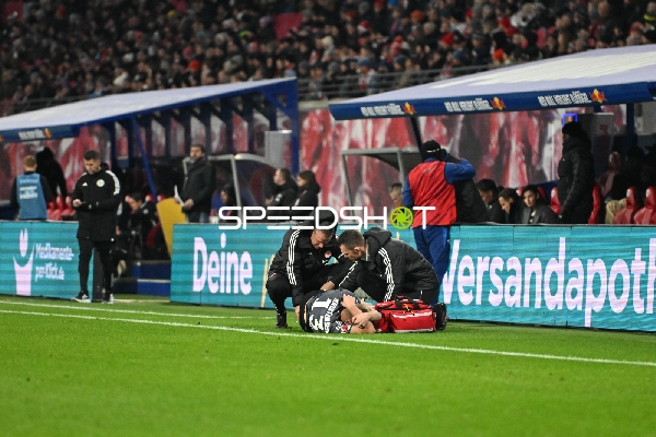 Verletzung und Behandlung