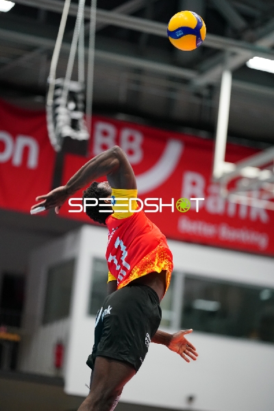 13; BADEN VOLLEYS SSC Karlsruhe schmettert