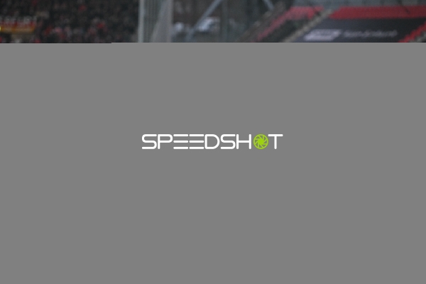 Zweikampf um den Ball