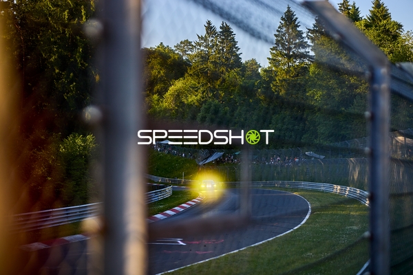 Rennfahrzeug auf der Nordschleife