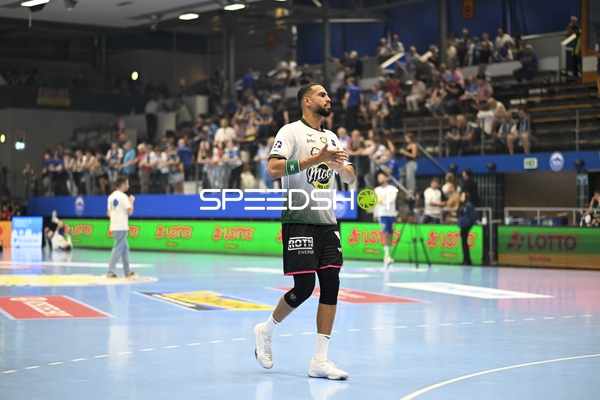 Philipp Ahouansou (19; HSG Wetzlar) auf dem Spielfeld