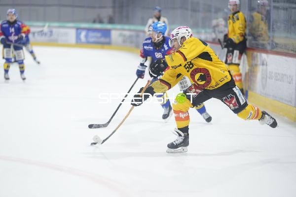 Romain Loeffel (58; SC Bern) mit Schuss