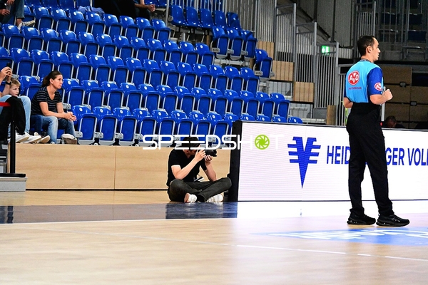 Schiedsrichter auf dem Court