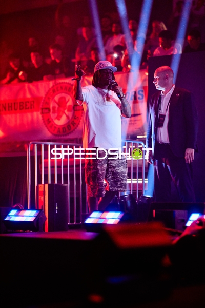 Moderator in der Ringside Zone