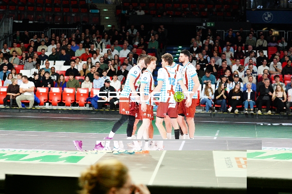Spielszene mit Djordje Ilic (1; WWK Volleys Herrsching) und Tobias Hosch (11; WWK Volleys Herrsching)