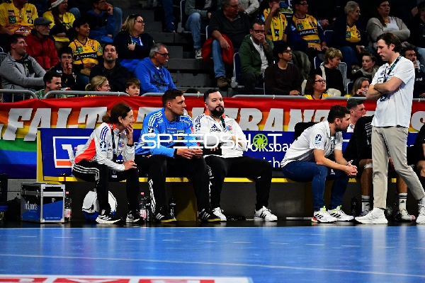 Szene mit Johannes Sellin (0; HC Erlangen)