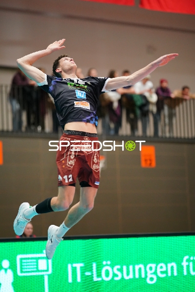 Laurenz Welsch (12; WWK Volleys Herrsching) in Aktion