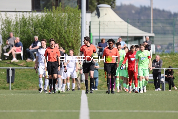 Mannschaftseinlauf bei FV Fortuna Heddesheim gegen FC-Astoria Walldorf II