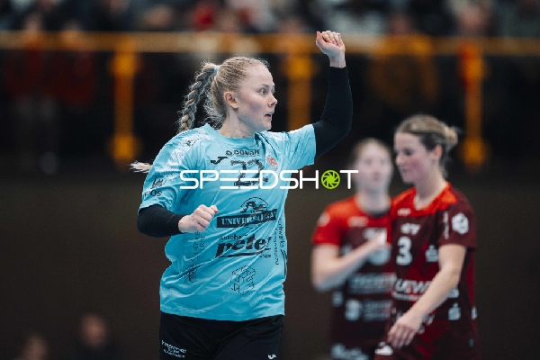 Szene mit Rikke Hoffbeck Petersen (22; Thüringer HC)