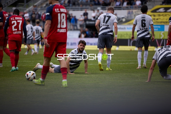 Slide Marco Schikora (21;SV Sandhausen)