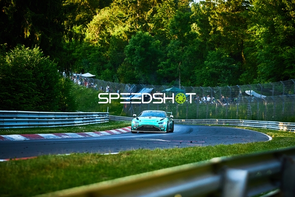 Rennfahrzeug auf der Nordschleife