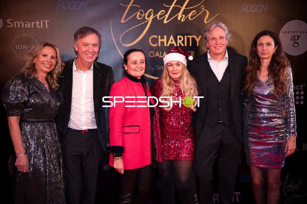 Networking beim All Together Charity Gala Dinner