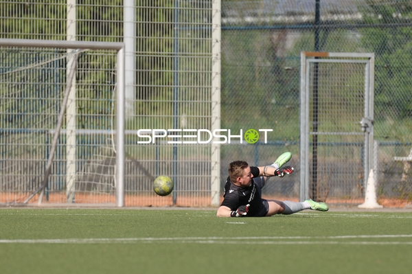 Torwartabwehr auf dem Spielfeld