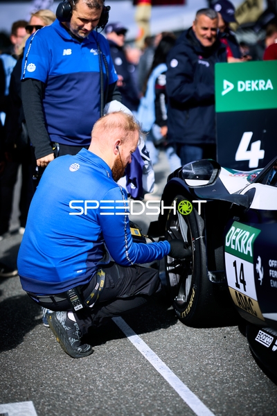 Boxenstopp beim Rennen