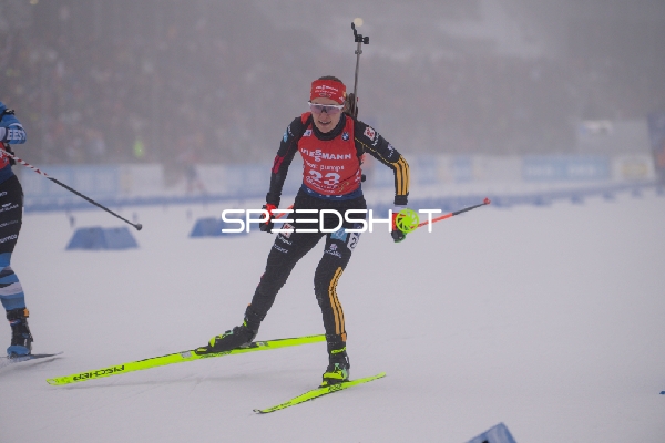 Sprint der Frauen mit Janina HETTICH-WALZ (23; Biathlon Frauen)
