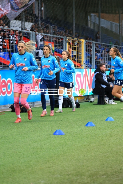 Spieler beim Aufwärmen