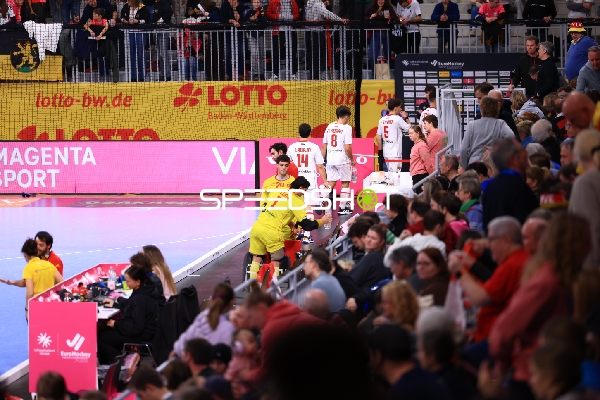 diego PALOMERO (24; Spanien) am Spielfeldrand