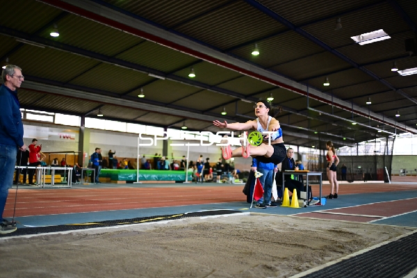 285; TSV SCHOTT Mainz beim Weitsprung