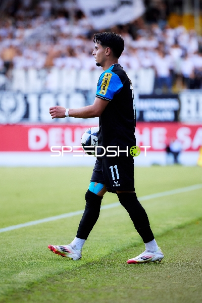 Spieler Ismail Harnafi (11; FSV Frankfurt) in Aktion