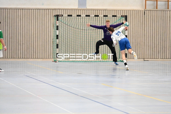 Dynamischer Wurf im Handballspiel