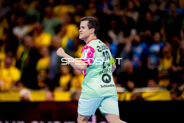 Spieler Tim Freihöfer (20; Füchse Berlin) in Aktion