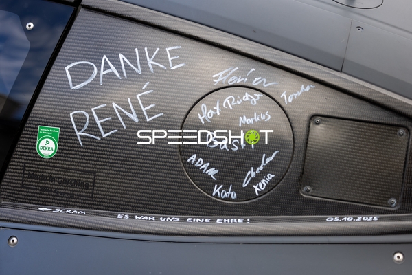 Dankesbotschaft auf Fahrzeug