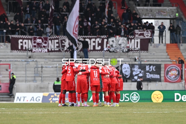 Teambesprechung vor Spiel