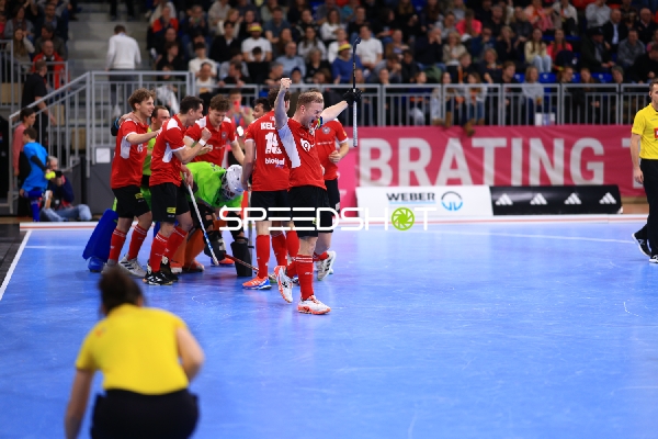 Jubel von Marcin NYCKOWIAK (10; Österreich) und Fülöp LOSONCI (4; Österreich)