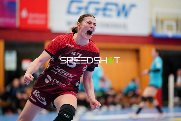 Szene mit Isabell Hurst (5; HSG Bensheim/Auerbach)