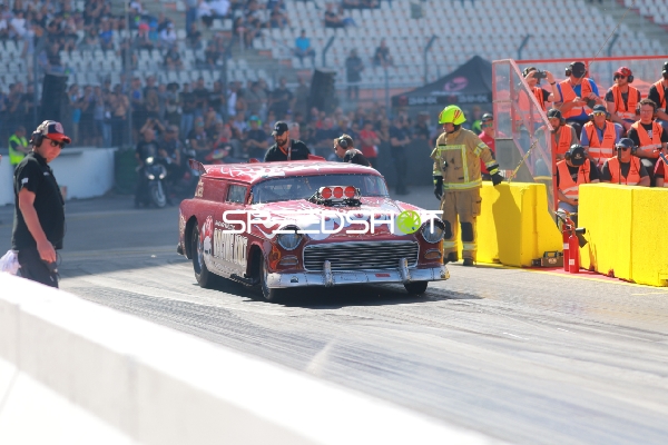 Rennwagen auf der Viertelmeile