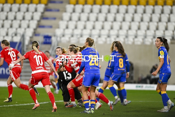 Zweikampf im Strafraum