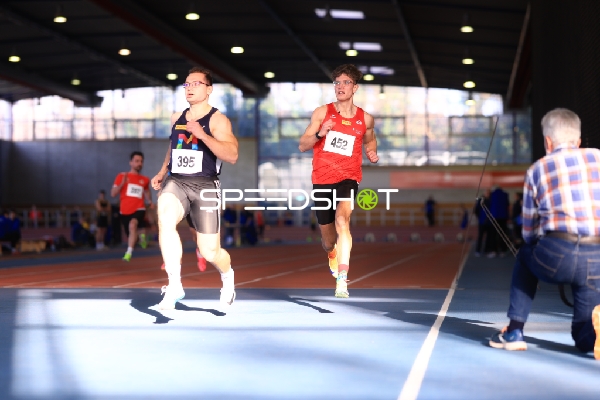 Zentgraf und Wees sprinten