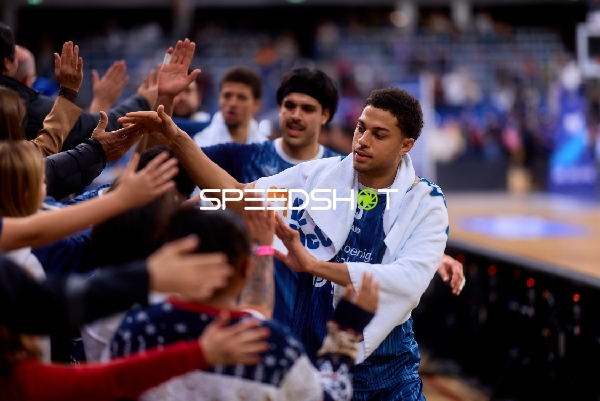 Erol Ersek (11; MLP Academics Heidelberg) und Kevin McClain (3; MLP Academics Heidelberg) in Aktion