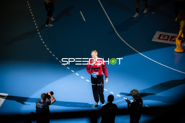 David Späth (29; Rhein Neckar Löwen) steht bereit im Tor