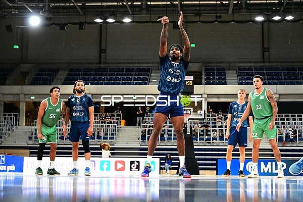 Freier Wurf von Michael Flowers (6; MLP)