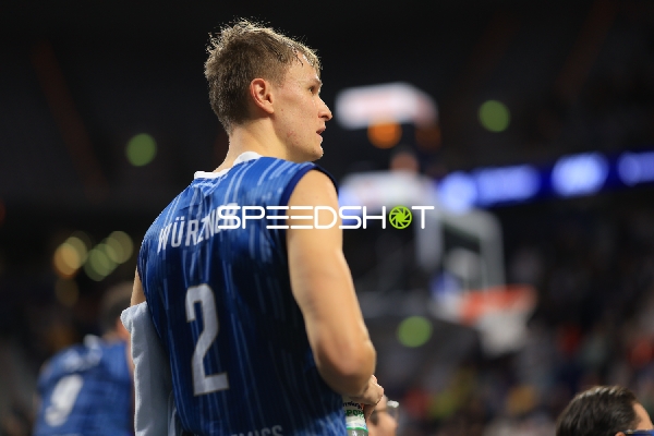 Niklas Würzner (2; MLP Academics Heidelberg) in Aktion