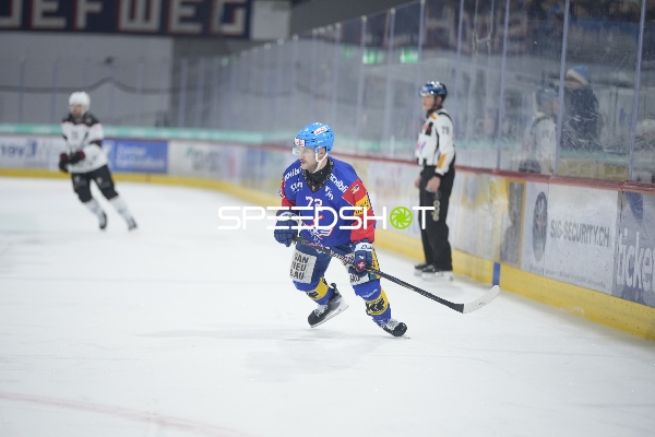 Keijo Weibel (72; EHC Kloten) in Aktion