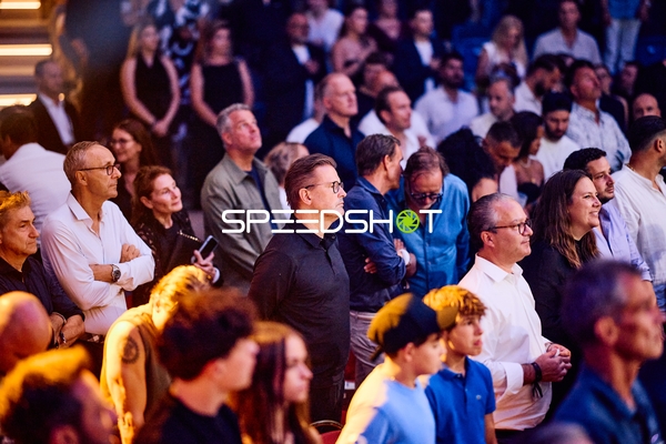 Publikum bei Ringside Zone