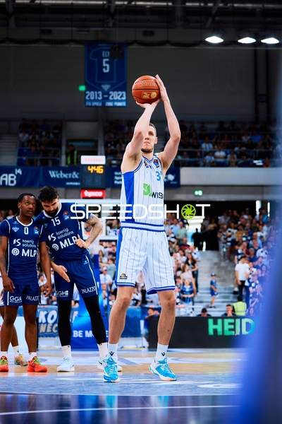 Freier Wurf Einaras Tubutis (37;Frankfurt Skyliners)