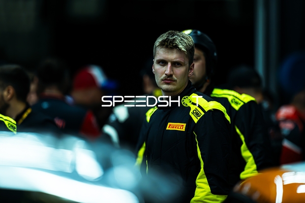 Mechaniker in der Boxengasse