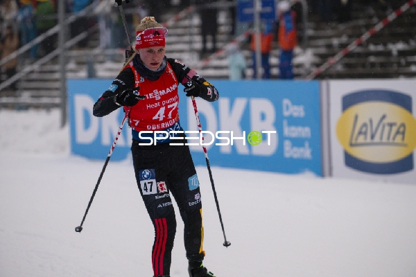 Sprint der Frauen: Julia TANNHEIMER (47; Biathlon Frauen) in Aktion