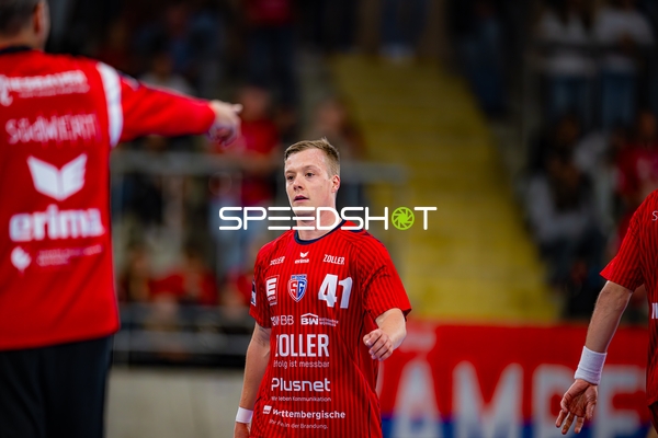 Till Hermann (41; SG BBM Bietigheim) positioniert sich