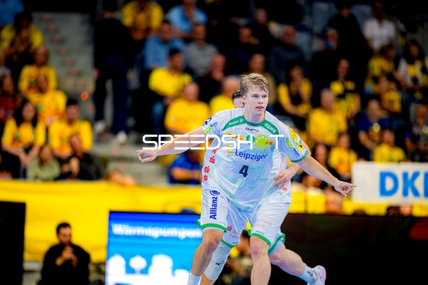 Andri Rúnarsson (4, SC DHfK Leipzig) in Bewegung