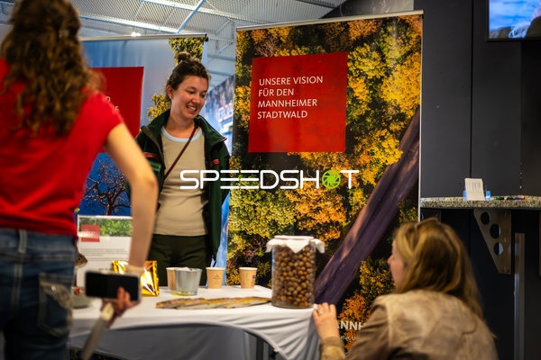 Spielfeldszene ohne Aktion