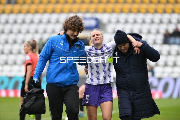 Verletzung bei Paula Flach (5; SGS Essen)