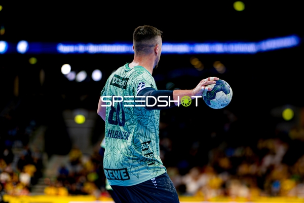 Spieler prellt den Ball