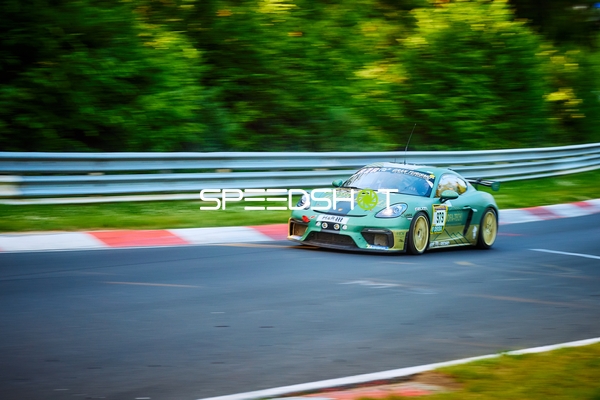 Rennfahrzeug auf der Nordschleife