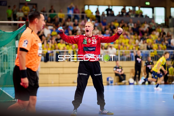 David Späth (29; Rhein Neckar Löwen) jubelt nach Tor