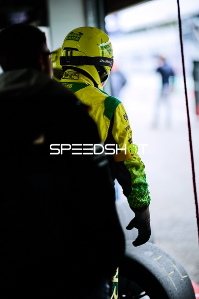 Mechaniker in der Boxengasse