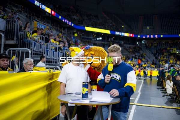 Kevin Gerwin (49; Rhein Neckar Löwen) bei Moderation